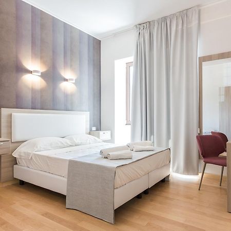 Luciano Laterani Guest House روما المظهر الخارجي الصورة