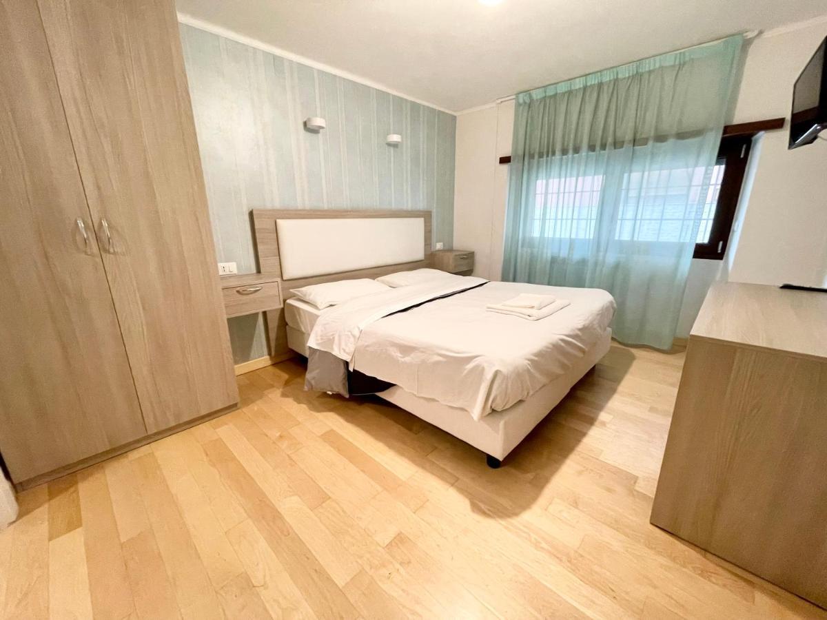 Luciano Laterani Guest House روما المظهر الخارجي الصورة
