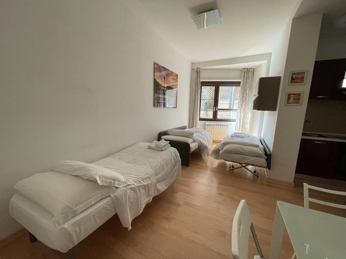 Luciano Laterani Guest House روما المظهر الخارجي الصورة