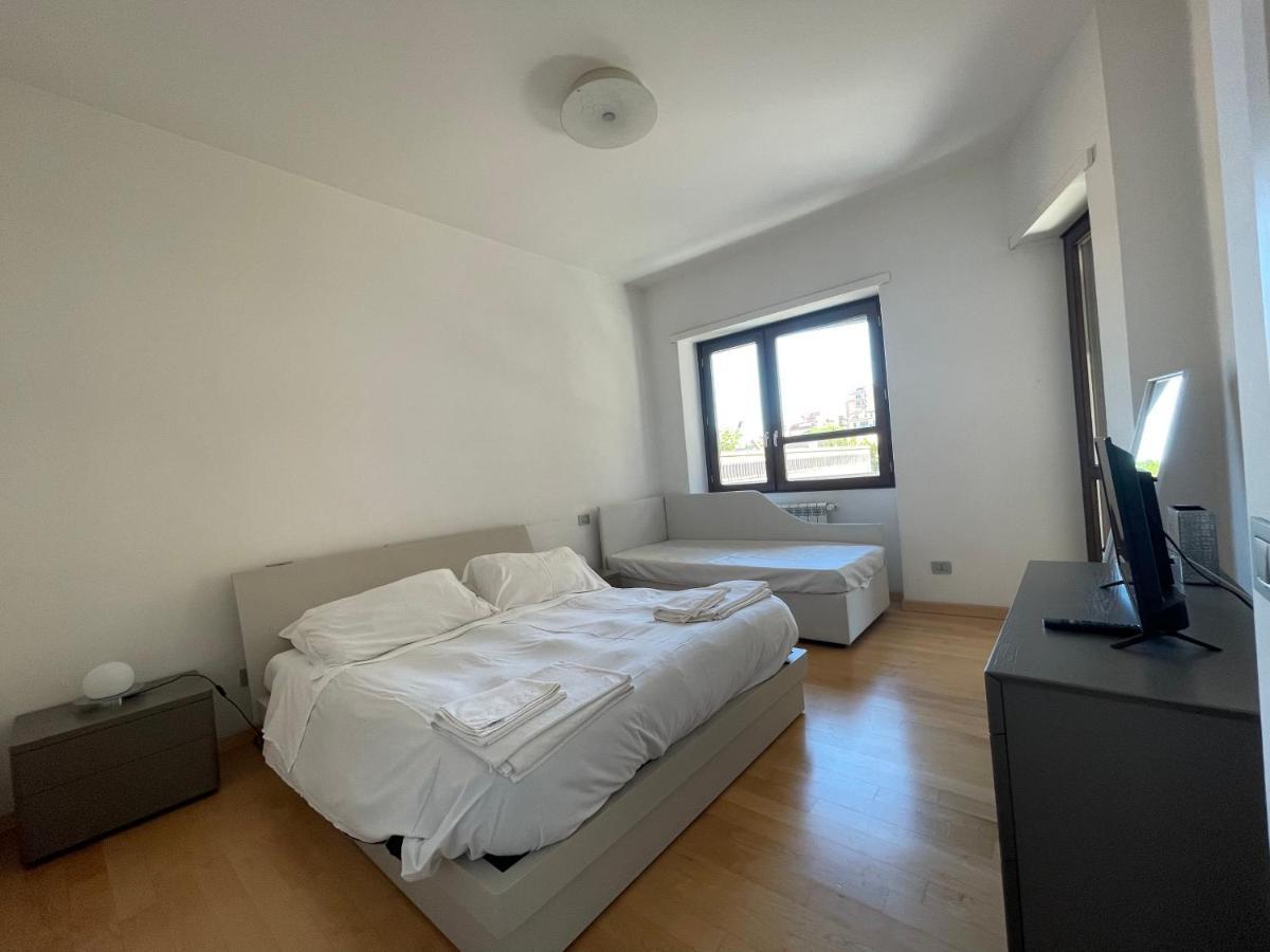 Luciano Laterani Guest House روما المظهر الخارجي الصورة
